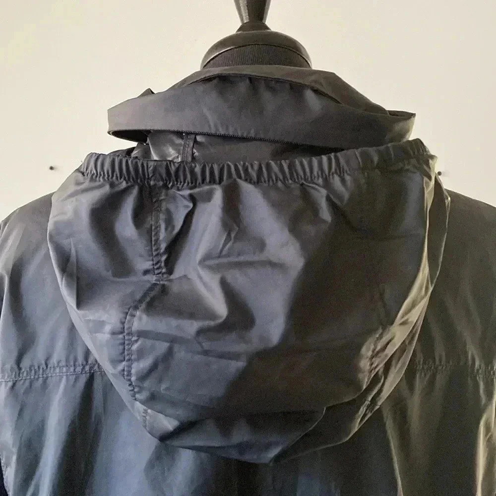 Columbia | Light  Jacket / Shell - Picture 4 of 10